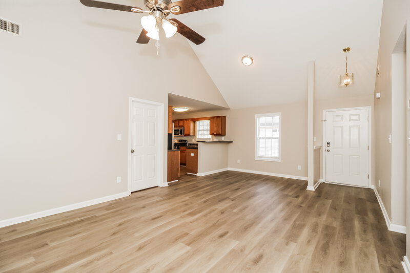 1,760/Mo, 1050 Abercorn Way Douglasville, GA 30134 Living Room View 2