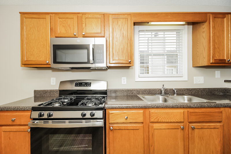 1,760/Mo, 1050 Abercorn Way Douglasville, GA 30134 Kitchen View 2