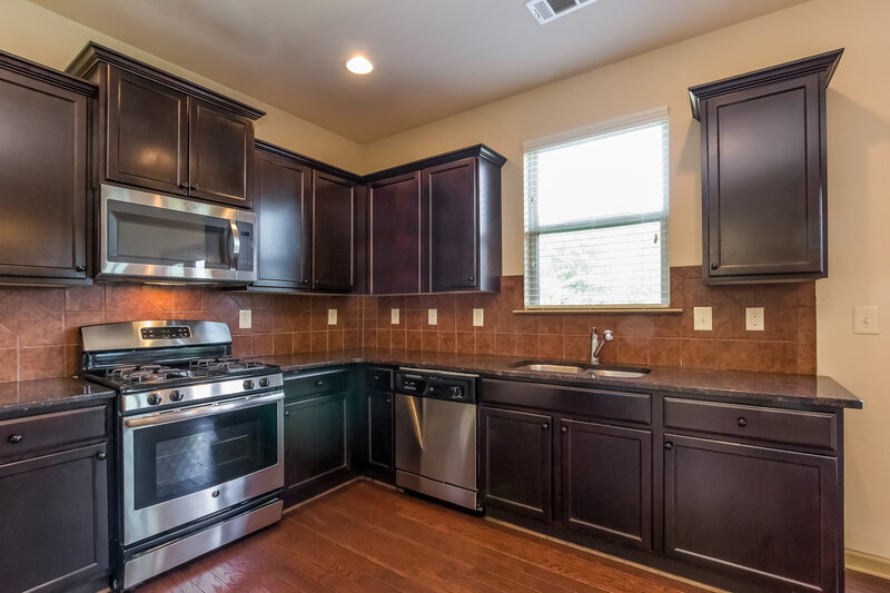 2,090/Mo, 600 Ballyshannon Dr Dacula, GA 30019 Kitchen View 2