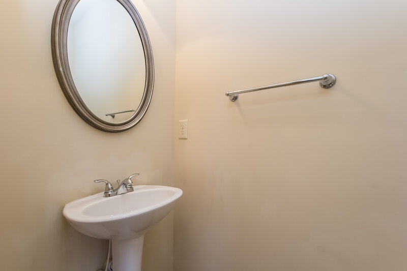 2,090/Mo, 600 Ballyshannon Dr Dacula, GA 30019 Powder Room View
