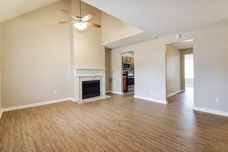 1,695/Mo, 1711 Park Cir Griffin, GA 30224 Living Room View 2