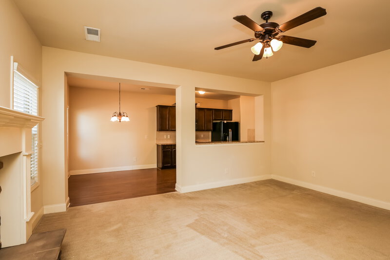 2,320/Mo, 310 Roland Manor Dr Dacula, GA 30019 Living Room View 2