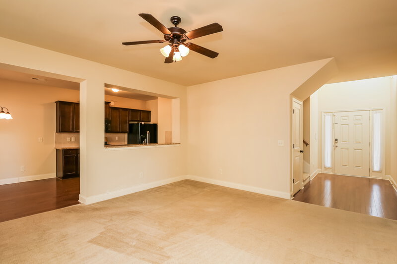 2,320/Mo, 310 Roland Manor Dr Dacula, GA 30019 Living Room View 3