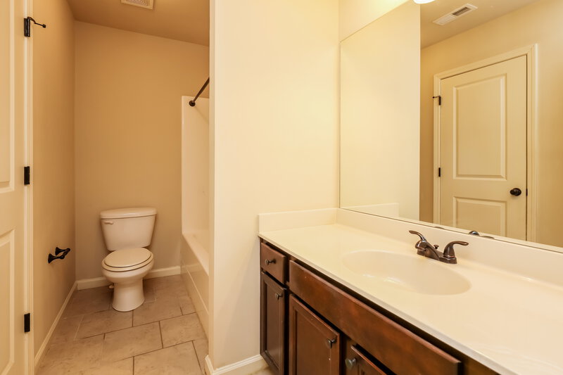 2,320/Mo, 310 Roland Manor Dr Dacula, GA 30019 Bathroom View