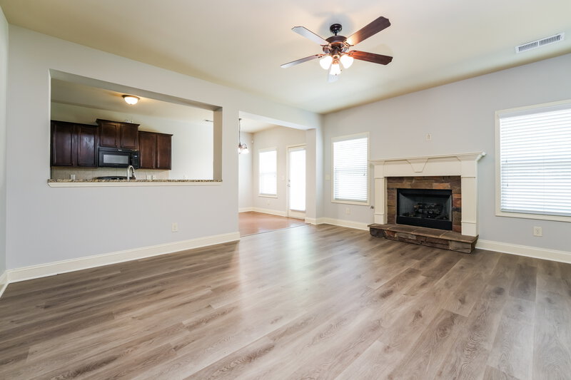 2,240/Mo, 270 Roland Manor Dr Dacula, GA 30019 Living Room View