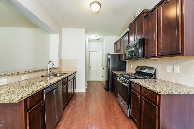 2,240/Mo, 270 Roland Manor Dr Dacula, GA 30019 Kitchen View