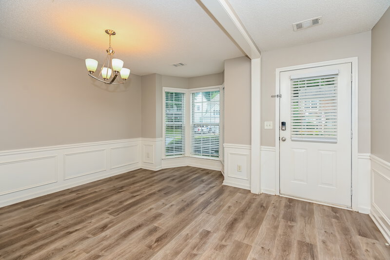 2,100/Mo, 205 Ashland Dr Woodstock, GA 30189 Dining Room View