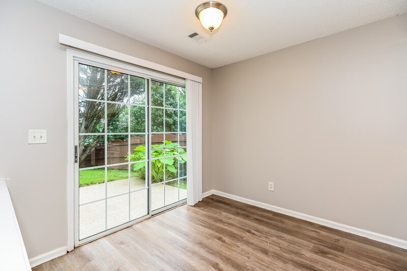 2,100/Mo, 205 Ashland Dr Woodstock, GA 30189 Breakfast Nook View