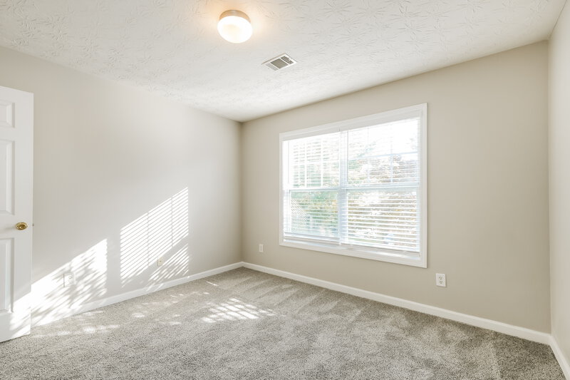 2,390/Mo, 6739 Island Pointe Dr Buford, GA 30518 Bedroom View 2