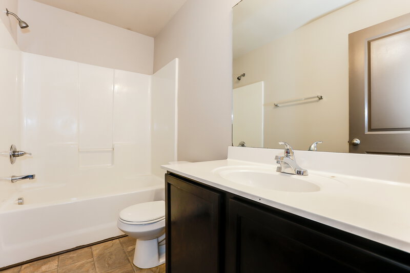 2,370/Mo, 631 Sweet Ashley Way Loganville, GA 30052 Bathroom View