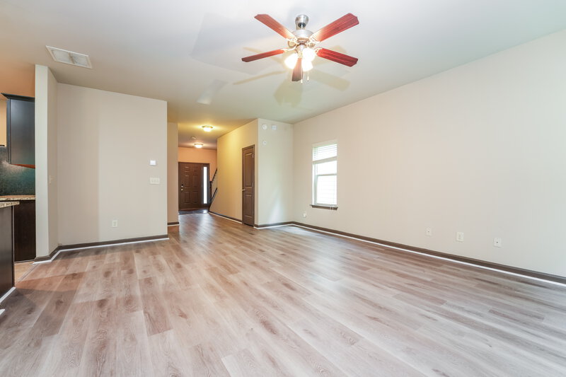 0/Mo, 651 Sweet Ashley Way Loganville, GA 30052 Living Room View 2