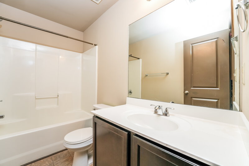 0/Mo, 651 Sweet Ashley Way Loganville, GA 30052 Bathroom View