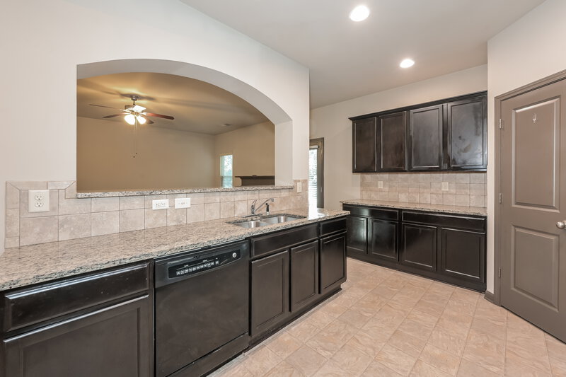 2,215/Mo, 641 Sweet Ashley Way Loganville, GA 30052 Kitchen View