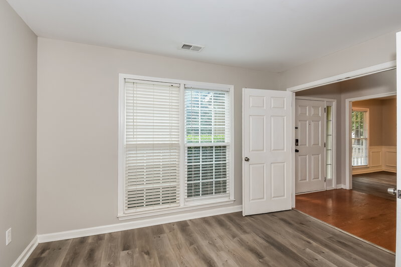 2,150/Mo, 38 Wesley Dr Acworth, GA 30101 Dining Room View 2