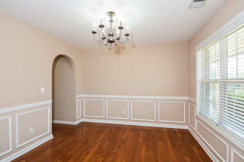 3,240/Mo, 217 E Skyline Vw Dallas, GA 30157 Dining Room View