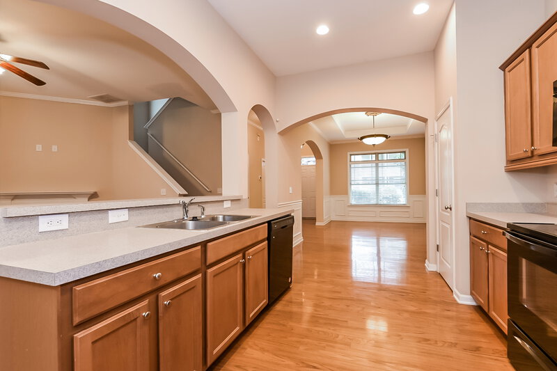 2,000/Mo, 336 Stoney Hollow Rd Canton, GA 30114 Kitchen View 2