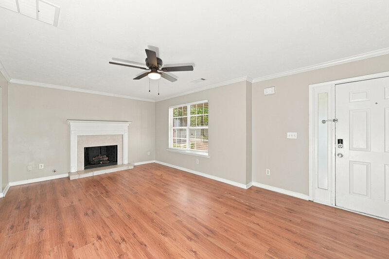 2,130/Mo, 2378 Haynes Trace Dr Grayson, GA 30017 Living Room View