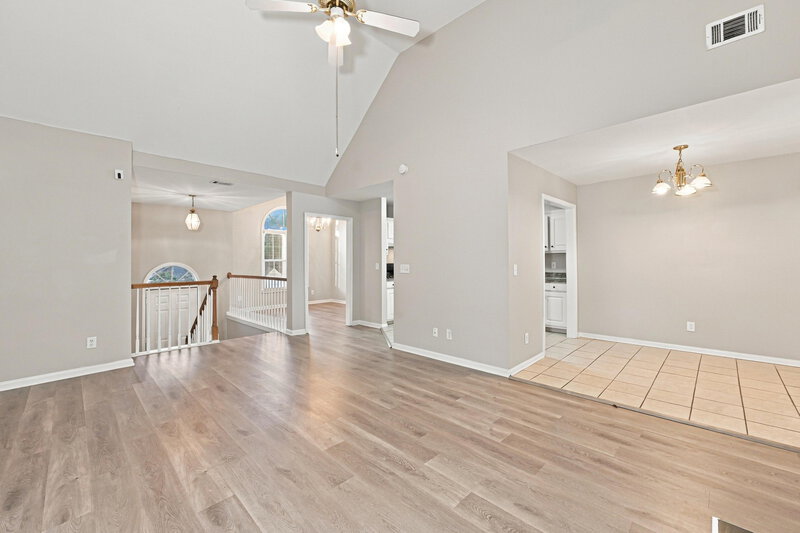 2,305/Mo, 605 Oxford Crest Ct Lawrenceville, GA 30043 Living Room View