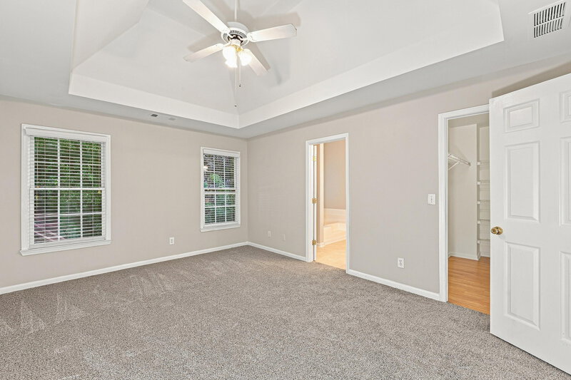 2,305/Mo, 605 Oxford Crest Ct Lawrenceville, GA 30043 Primary Bedroom View 2