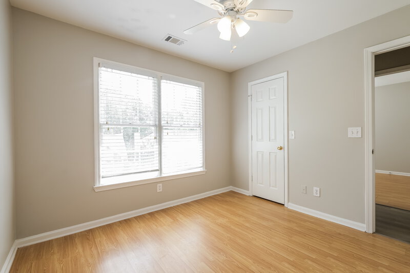 2,280/Mo, 605 Oxford Crest Ct Lawrenceville, GA 30043 Bedroom View 2