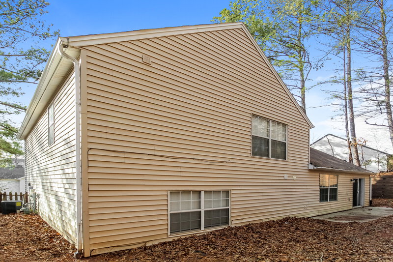 2,160/Mo, 3000 Wellcrest Dr NW Kennesaw, GA 30152 Rear View