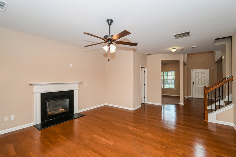 2,525/Mo, 3720 Brookhollow Dr Douglasville, GA 30135 Living Room View