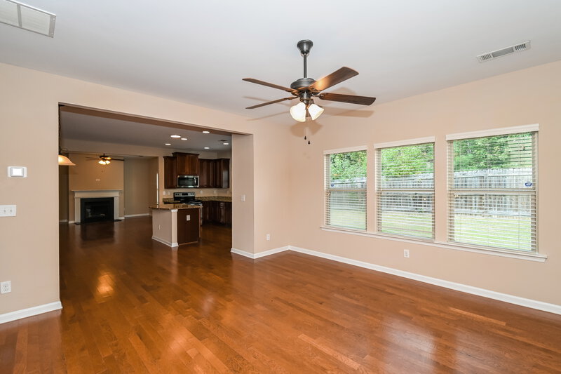 2,525/Mo, 3720 Brookhollow Dr Douglasville, GA 30135 Living Room View 2