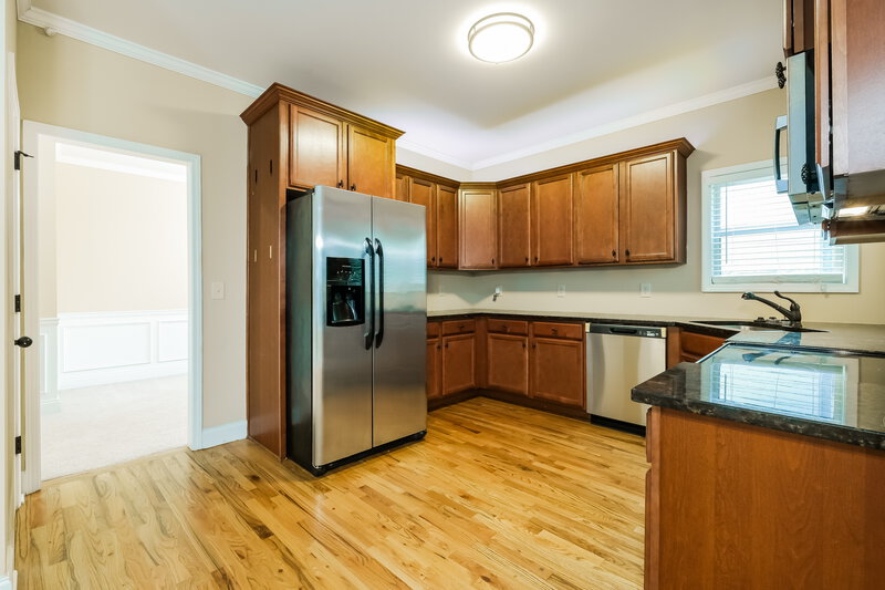 2,305/Mo, 634 Royal Crest Ct Canton, GA 30115 Kitchen View 2