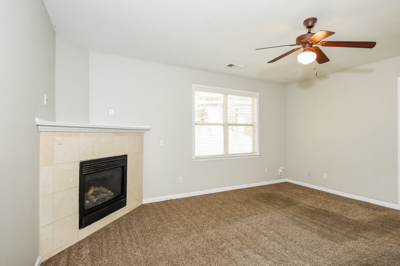 2,085/Mo, 1 Horseshoe Ln Hiram, GA 30141 Living Room View 2