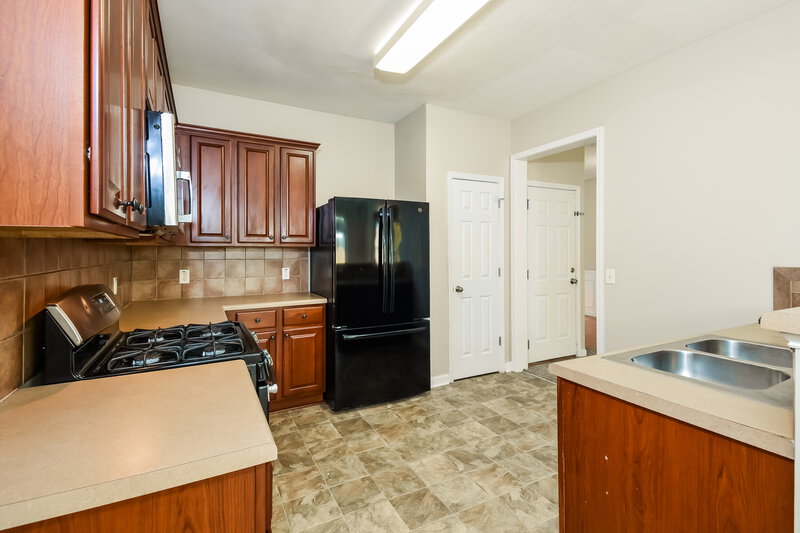 2,085/Mo, 1 Horseshoe Ln Hiram, GA 30141 Kitchen View