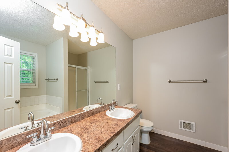 2,345/Mo, 128 Alexander Dr McDonough, GA 30252 Main Bathroom View