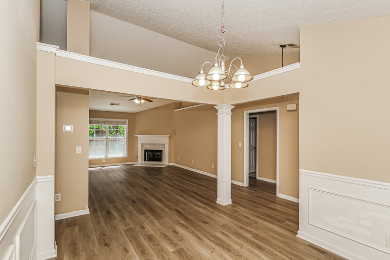 2,110/Mo, 22 Tillbrook Trl Newnan, GA 30265 Dining Room View 2