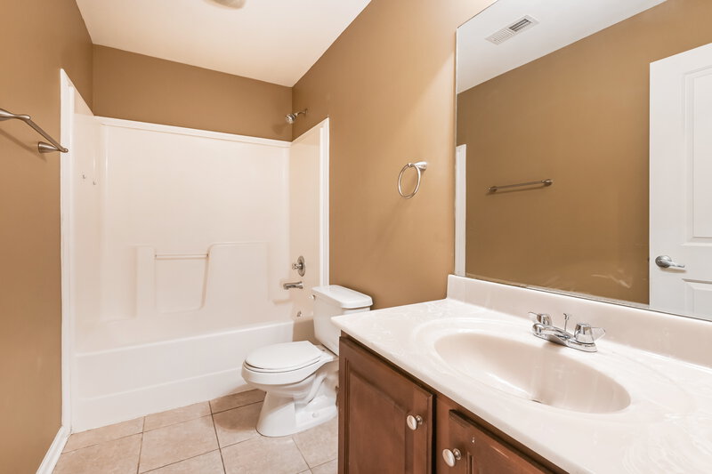 1,895/Mo, 327 Village Chase Woodstock, GA 30188 Main Bathroom View 2