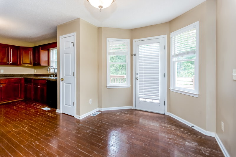 2,150/Mo, 815 Tynsdale Dr Douglasville, GA 30134 Breakfast Nook View