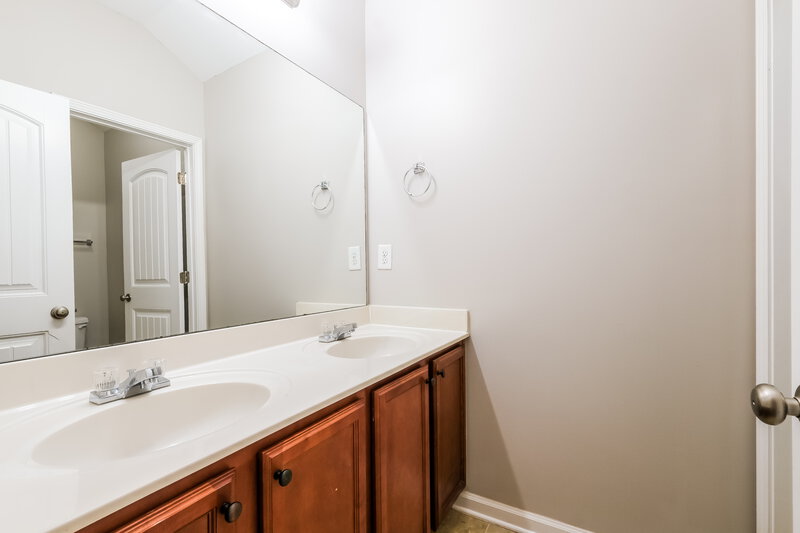 2,020/Mo, 3714 Humber Ct Cumming, GA 30040 Bathroom View