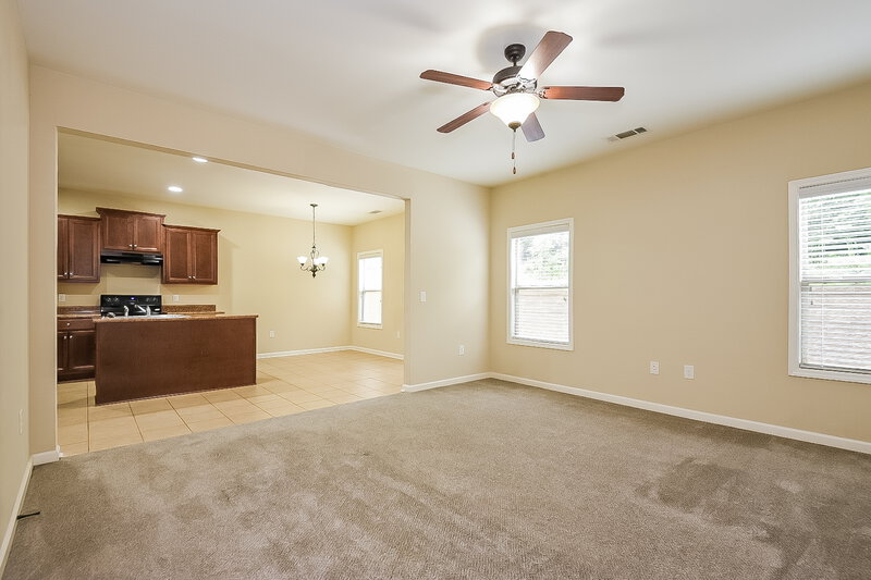 1,905/Mo, 518 Broughton Dr Canton, GA 30114 Living Room View
