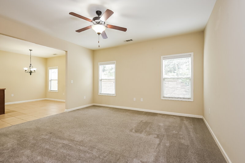 1,905/Mo, 518 Broughton Dr Canton, GA 30114 Living Room View 2