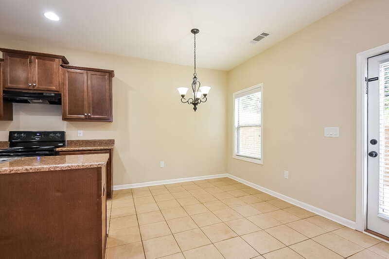 1,905/Mo, 518 Broughton Dr Canton, GA 30114 Dining Room View