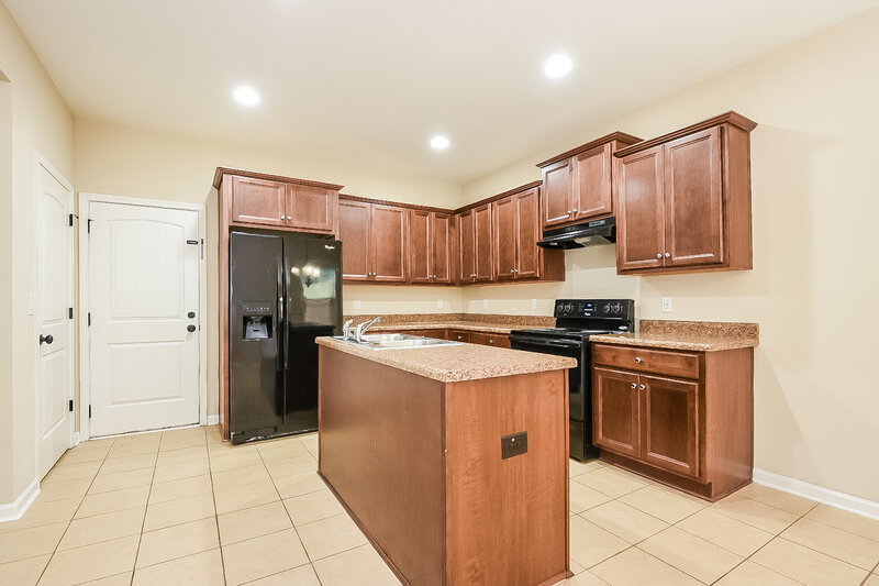 1,905/Mo, 518 Broughton Dr Canton, GA 30114 Kitchen View 2
