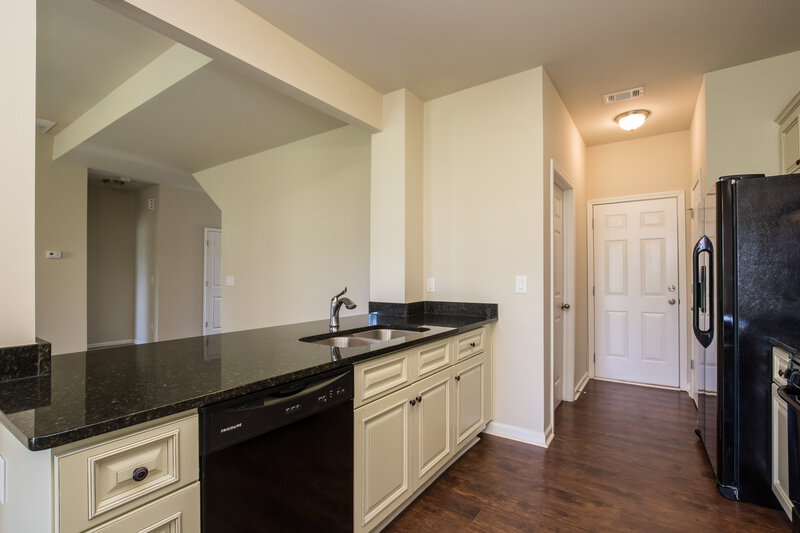 2,480/Mo, 62 Prescott Dr Acworth, GA 30101 Kitchen View 2