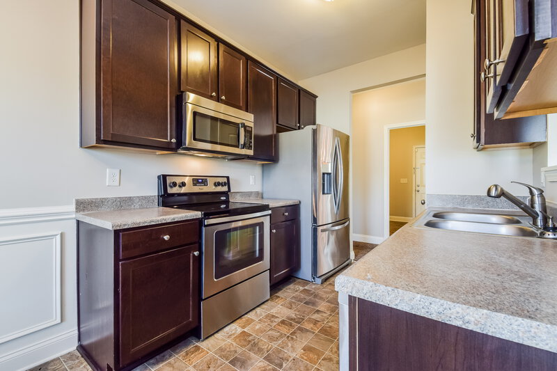 2,065/Mo, 547 Joneus Drive McDonough, GA 30252 Kitchen View