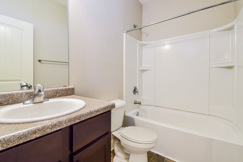 2,065/Mo, 547 Joneus Drive McDonough, GA 30252 Bathroom View