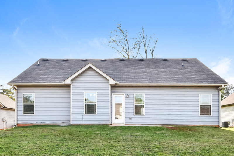 2,065/Mo, 547 Joneus Drive McDonough, GA 30252 Rear View