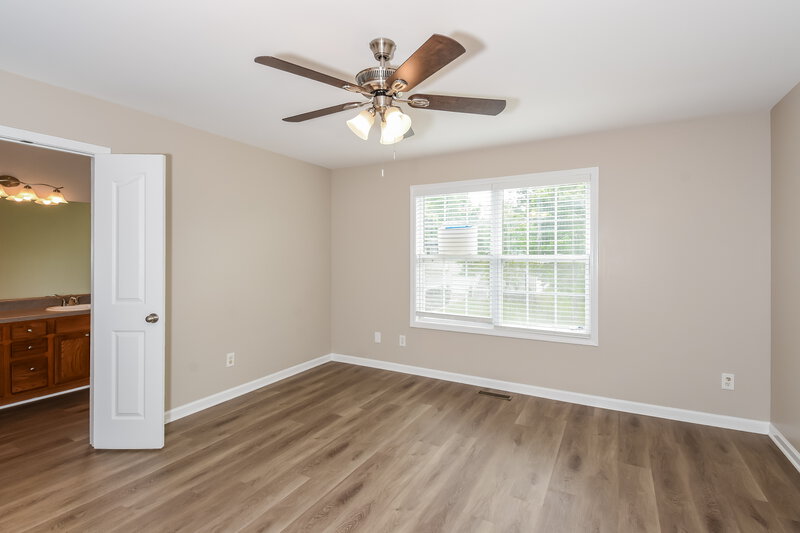 2,110/Mo, 6561 Snowbird Ln Douglasville, GA 30134 Main Bedroom View