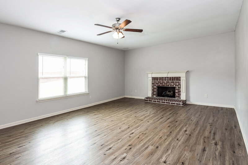 1,885/Mo, 191 Camellia Way Dallas, GA 30132 Living Room View 2