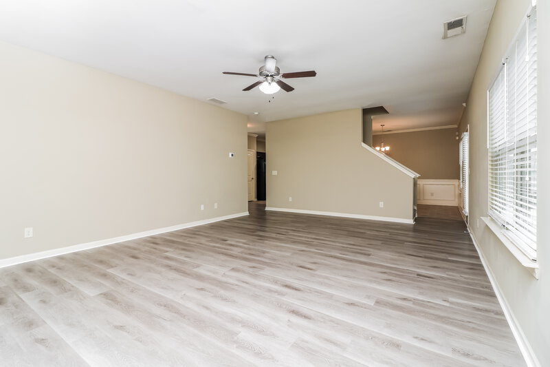1,960/Mo, 293 Camellia Way Dallas, GA 30132 Living Room View 4