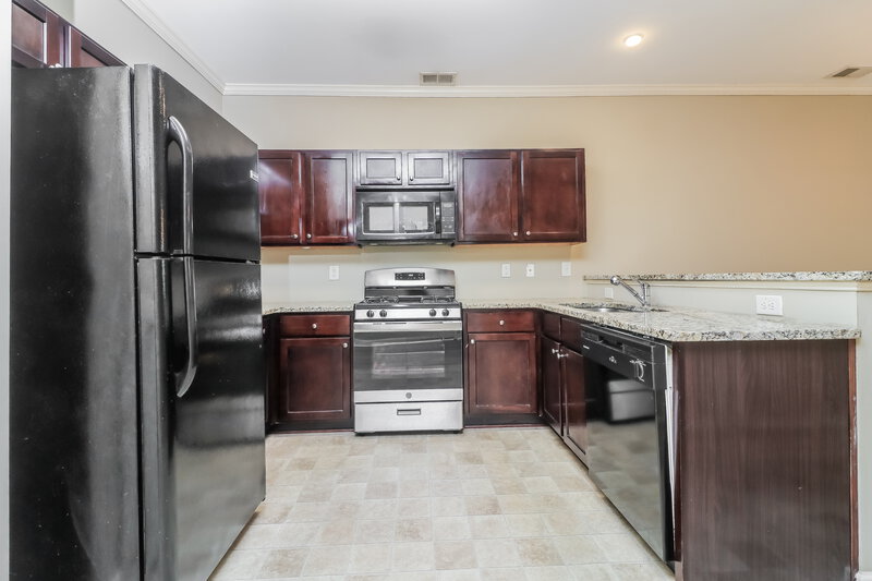 1,960/Mo, 293 Camellia Way Dallas, GA 30132 Kitchen View