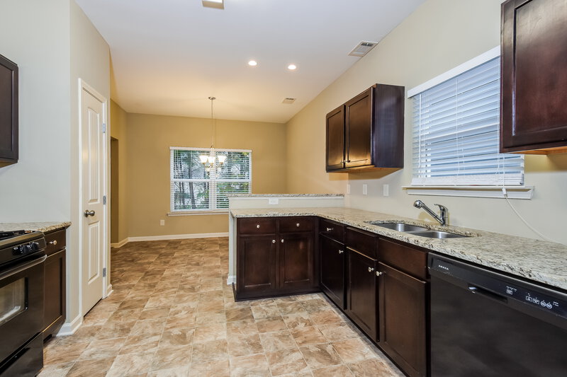 1,775/Mo, 161 Crescent Woode Way Dallas, GA 30132 Kitchen View 2