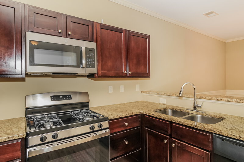 1,820/Mo, 141 Crescent Woode Way Dallas, GA 30157 Kitchen View 2