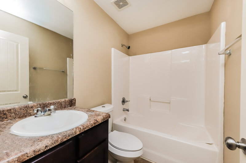 1,895/Mo, 73 Crescent Ln Dallas, GA 30157 Bathroom View